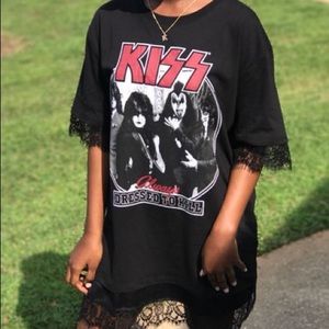 KISS t-shirt dress . 🖤❤️